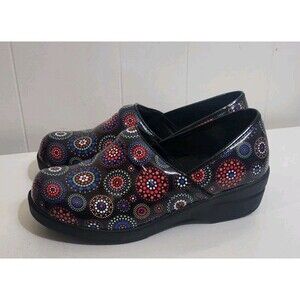 SAVVY BRANDY WOMEN'S NURSING SLIP RESISTANT CLOGS SHOES Sz 8 Fireworks